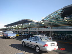 Fachada del Aeropuerto de Guadalajara.jpg
