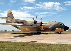Hercules.c-130h.royaljordaf.346.arp.jpg